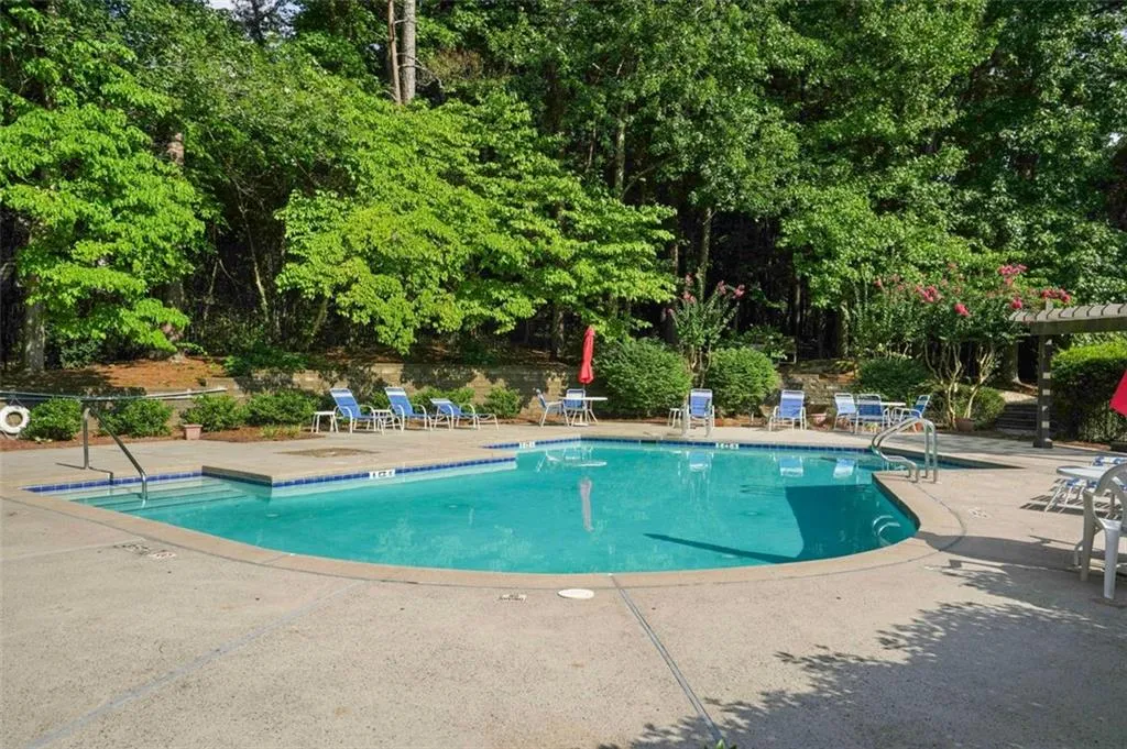 906 River Run Drive, Atlanta, Georgia 30350, 2 Bedrooms Bedrooms, ,2 BathroomsBathrooms,Residential,Sold,906 River Run Drive,7429990