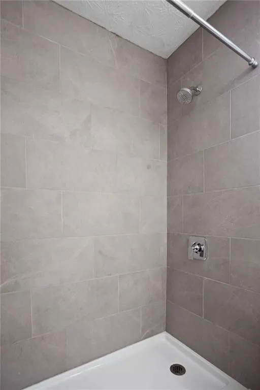 906 River Run Drive, Atlanta, Georgia 30350, 2 Bedrooms Bedrooms, ,2 BathroomsBathrooms,Residential,Sold,906 River Run Drive,7429990