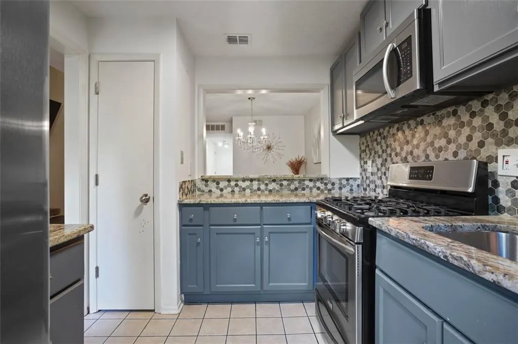 906 River Run Drive, Atlanta, Georgia 30350, 2 Bedrooms Bedrooms, ,2 BathroomsBathrooms,Residential,Sold,906 River Run Drive,7429990