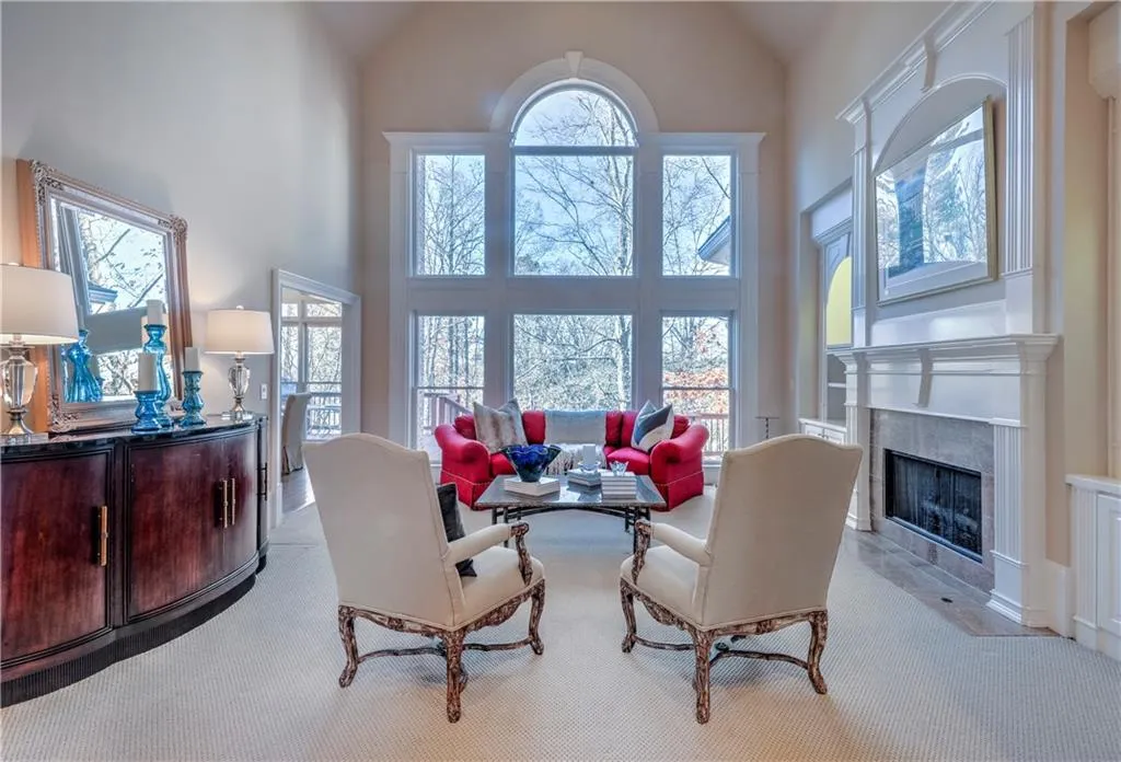 105 Strauss Lane, Sandy Springs, Georgia 30350, 7 Bedrooms Bedrooms, ,7 BathroomsBathrooms,Residential,Sold,105 Strauss Lane,6111014