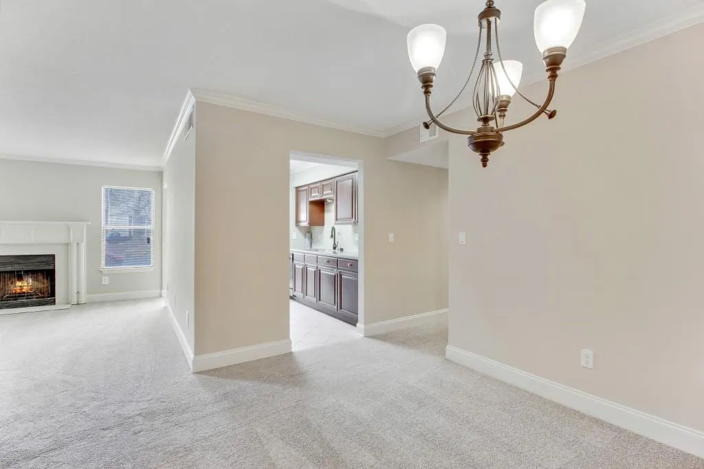 2503 Huntingdon Chase, Sandy Springs, Georgia 30350, 2 Bedrooms Bedrooms, ,2 BathroomsBathrooms,Residential,Sold,2503 Huntingdon Chase,5991332