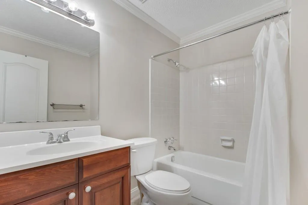 2503 Huntingdon Chase, Sandy Springs, Georgia 30350, 2 Bedrooms Bedrooms, ,2 BathroomsBathrooms,Residential,Sold,2503 Huntingdon Chase,5991332