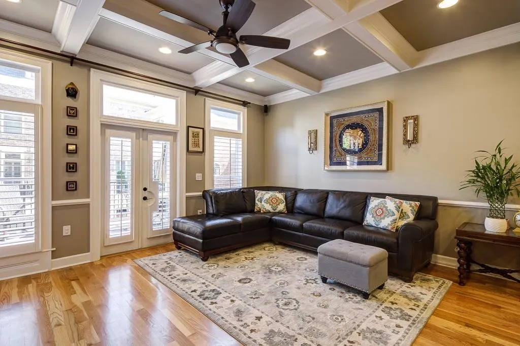 209 Riversgate Drive, Atlanta, Georgia 30339, 4 Bedrooms Bedrooms, ,4 BathroomsBathrooms,Residential,Sold,209 Riversgate Drive,6019426