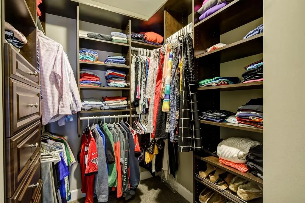 209 Riversgate Drive, Atlanta, Georgia 30339, 4 Bedrooms Bedrooms, ,4 BathroomsBathrooms,Residential,Sold,209 Riversgate Drive,6019426