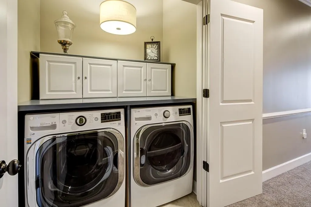 209 Riversgate Drive, Atlanta, Georgia 30339, 4 Bedrooms Bedrooms, ,4 BathroomsBathrooms,Residential,Sold,209 Riversgate Drive,6019426