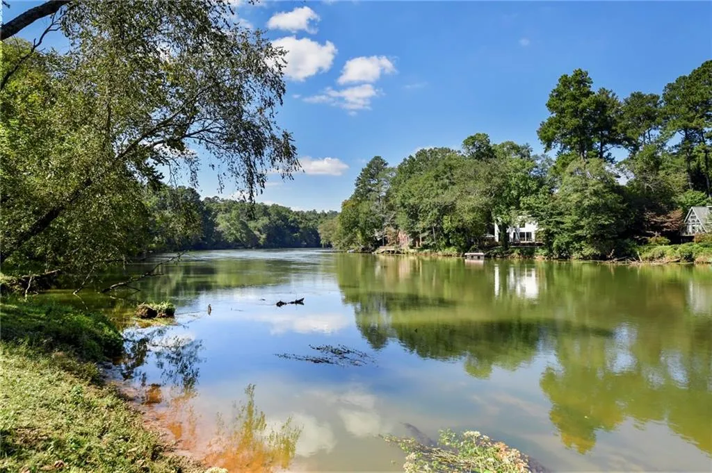 1645 Lazy River Lane, Sandy Springs, Georgia 30350, 5 Bedrooms Bedrooms, ,5 BathroomsBathrooms,Residential,Sold,1645 Lazy River Lane,6947211