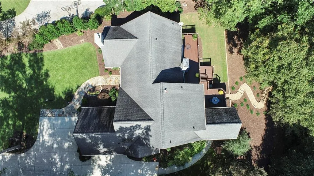 1645 Lazy River Lane, Sandy Springs, Georgia 30350, 5 Bedrooms Bedrooms, ,5 BathroomsBathrooms,Residential,Sold,1645 Lazy River Lane,6947211