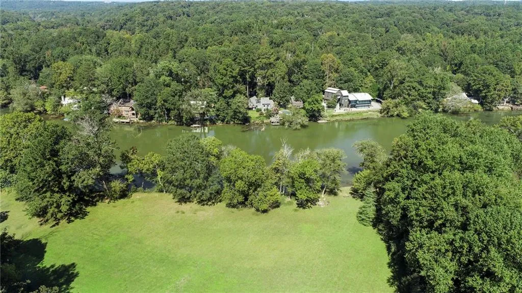 1645 Lazy River Lane, Sandy Springs, Georgia 30350, 5 Bedrooms Bedrooms, ,5 BathroomsBathrooms,Residential,Sold,1645 Lazy River Lane,6947211