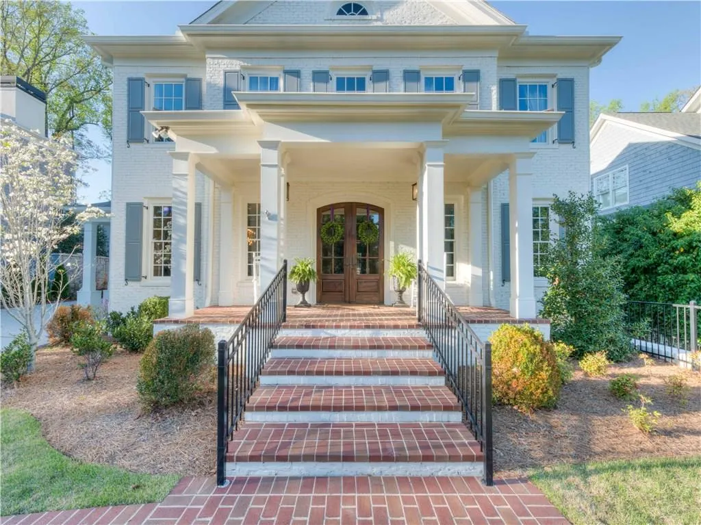 811 Woodley Drive Nw, Atlanta, Georgia 30318, 5 Bedrooms Bedrooms, ,6 BathroomsBathrooms,Residential,Sold,811 Woodley Drive Nw,5834376