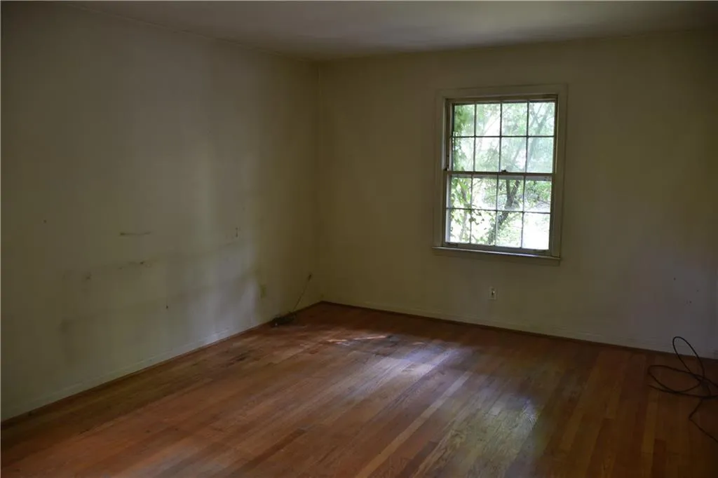 5664 Colton Drive, Atlanta, Georgia 30342, 4 Bedrooms Bedrooms, ,2 BathroomsBathrooms,Residential,Sold,5664 Colton Drive,5931063