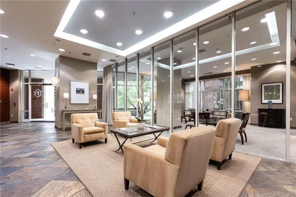 2626 Peachtree Road Nw Unit 706, Atlanta, Georgia 30305, 1 Bedroom Bedrooms, 0 ,1 BathroomBathrooms,Residential,For Sale,2626 Peachtree Road Nw Unit 706,7745435