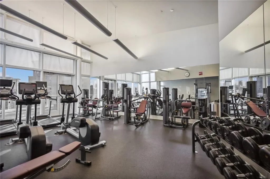 3325 Peachtree Road Ne Unit 1502, Atlanta, Georgia 30326, 2 Bedrooms Bedrooms, ,3 BathroomsBathrooms,Residential,Sold,3325 Peachtree Road Ne Unit 1502,7522200