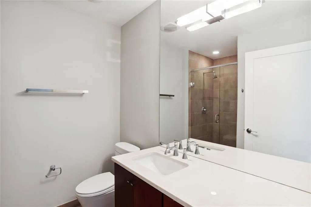 3325 Peachtree Road Ne Unit 1502, Atlanta, Georgia 30326, 2 Bedrooms Bedrooms, ,3 BathroomsBathrooms,Residential,Sold,3325 Peachtree Road Ne Unit 1502,7522200