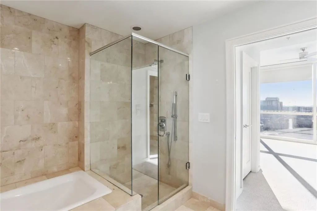3325 Peachtree Road Ne Unit 1502, Atlanta, Georgia 30326, 2 Bedrooms Bedrooms, ,3 BathroomsBathrooms,Residential,Sold,3325 Peachtree Road Ne Unit 1502,7522200