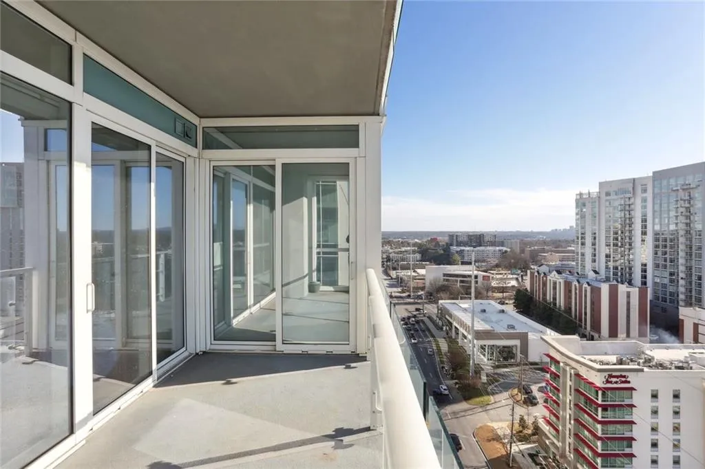 3325 Peachtree Road Ne Unit 1502, Atlanta, Georgia 30326, 2 Bedrooms Bedrooms, ,3 BathroomsBathrooms,Residential,Sold,3325 Peachtree Road Ne Unit 1502,7522200
