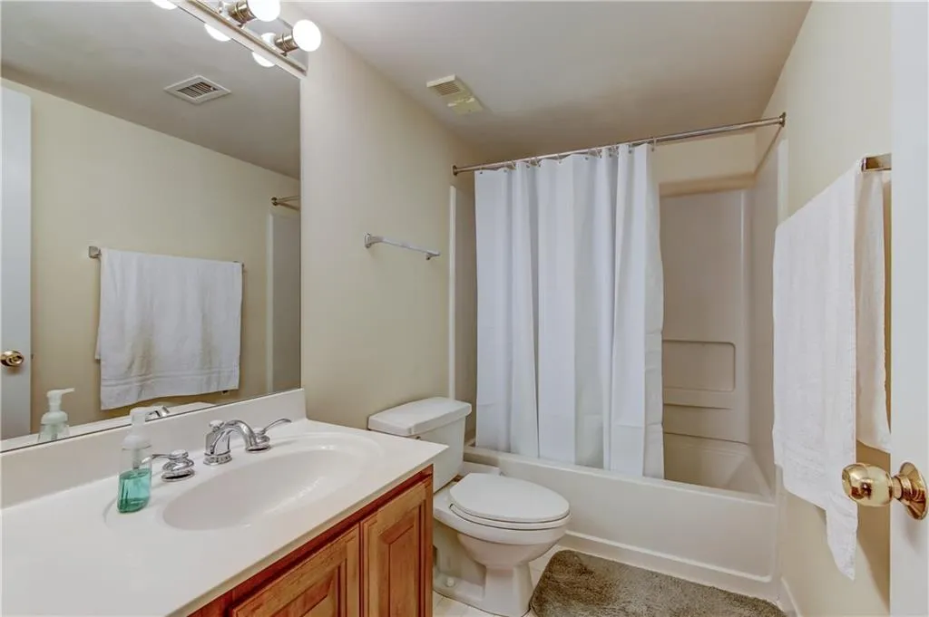 795 Hammond Drive Unit 503, Atlanta, Georgia 30328, 1 Bedroom Bedrooms, ,1 BathroomBathrooms,Residential,Sold,795 Hammond Drive Unit 503,6012035