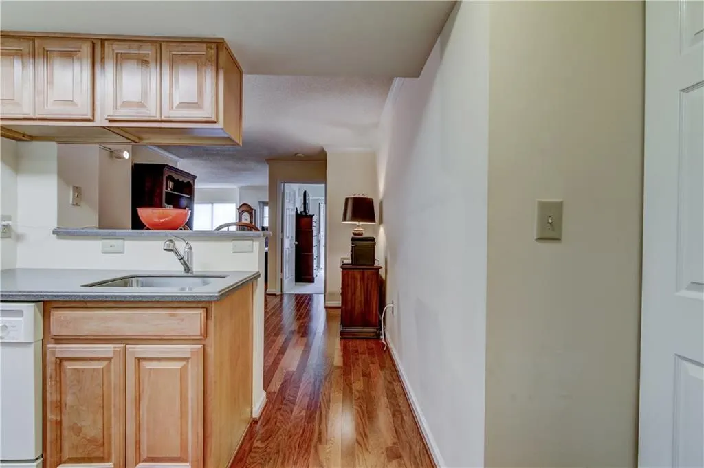 795 Hammond Drive Unit 503, Atlanta, Georgia 30328, 1 Bedroom Bedrooms, ,1 BathroomBathrooms,Residential,Sold,795 Hammond Drive Unit 503,6012035