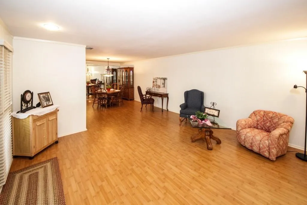 346 Carpenter Drive Unit 37, Sandy Springs, Georgia 30328, 2 Bedrooms Bedrooms, ,2 BathroomsBathrooms,Residential,Sold,346 Carpenter Drive Unit 37,6517744