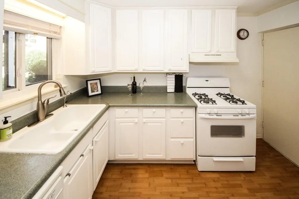 346 Carpenter Drive Unit 37, Sandy Springs, Georgia 30328, 2 Bedrooms Bedrooms, ,2 BathroomsBathrooms,Residential,Sold,346 Carpenter Drive Unit 37,6517744