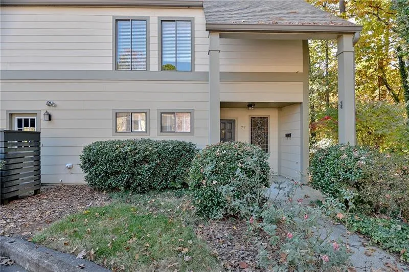 77 Forrest Place, Atlanta, Georgia 30328, 3 Bedrooms Bedrooms, ,2 BathroomsBathrooms,Residential,Sold,77 Forrest Place,6649461