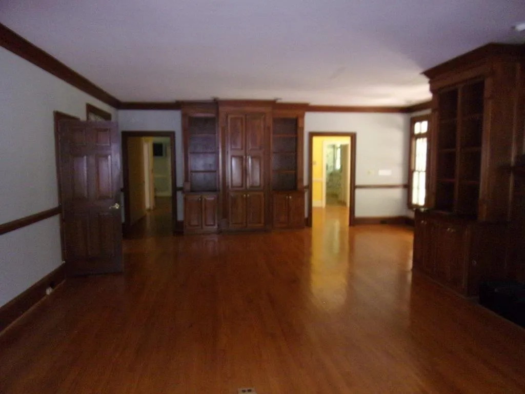 200 Aerie Court, Sandy Springs, Georgia 30350, 4 Bedrooms Bedrooms, ,4 BathroomsBathrooms,Residential,Sold,200 Aerie Court,6584925