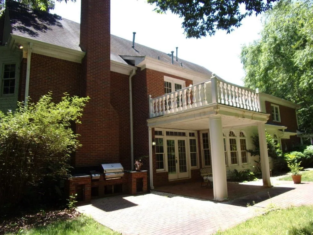 200 Aerie Court, Sandy Springs, Georgia 30350, 4 Bedrooms Bedrooms, ,4 BathroomsBathrooms,Residential,Sold,200 Aerie Court,6584925