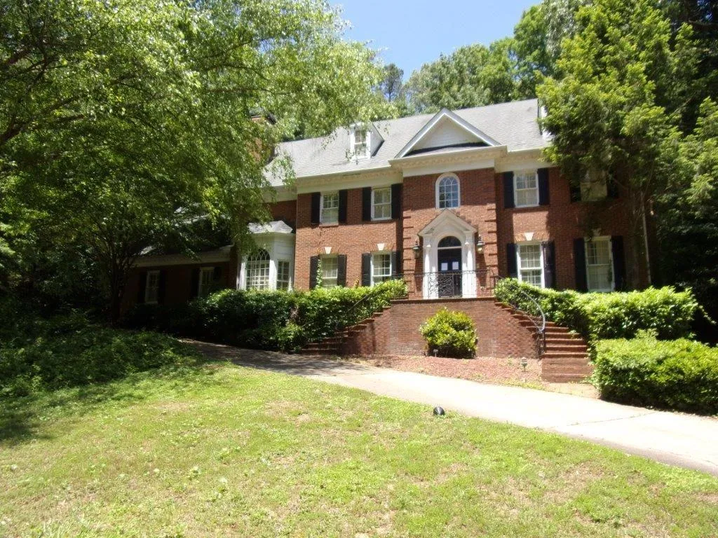 200 Aerie Court, Sandy Springs, Georgia 30350, 4 Bedrooms Bedrooms, ,4 BathroomsBathrooms,Residential,Sold,200 Aerie Court,6584925