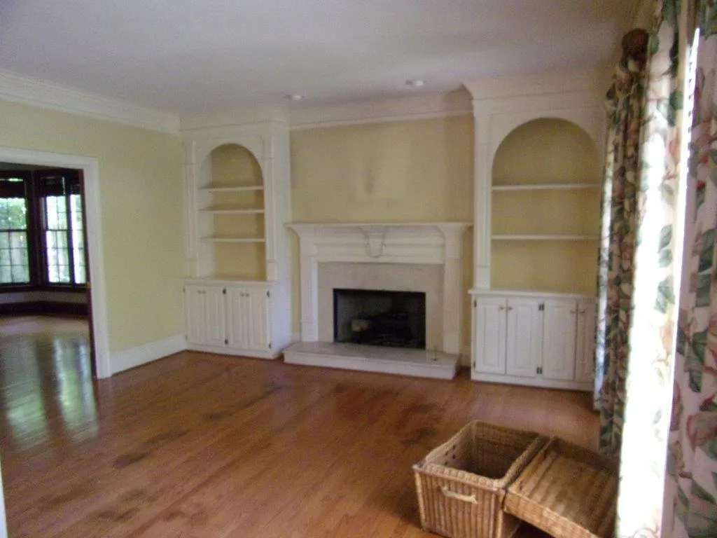 200 Aerie Court, Sandy Springs, Georgia 30350, 4 Bedrooms Bedrooms, ,4 BathroomsBathrooms,Residential,Sold,200 Aerie Court,6584925