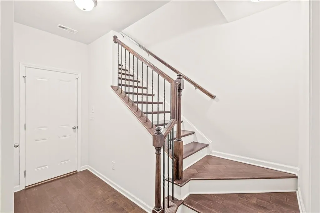 7524 Highlands Point, Atlanta, Georgia 30328, 3 Bedrooms Bedrooms, ,3 BathroomsBathrooms,Residential,Sold,7524 Highlands Point,7445274