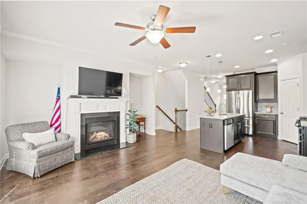 7524 Highlands Point, Atlanta, Georgia 30328, 3 Bedrooms Bedrooms, ,3 BathroomsBathrooms,Residential,Sold,7524 Highlands Point,7445274