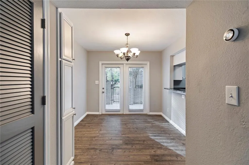 6940 Roswell Road Unit 21a, Sandy Springs, Georgia 30328, 2 Bedrooms Bedrooms, ,1 BathroomBathrooms,Residential,Sold,6940 Roswell Road Unit 21a,6805391