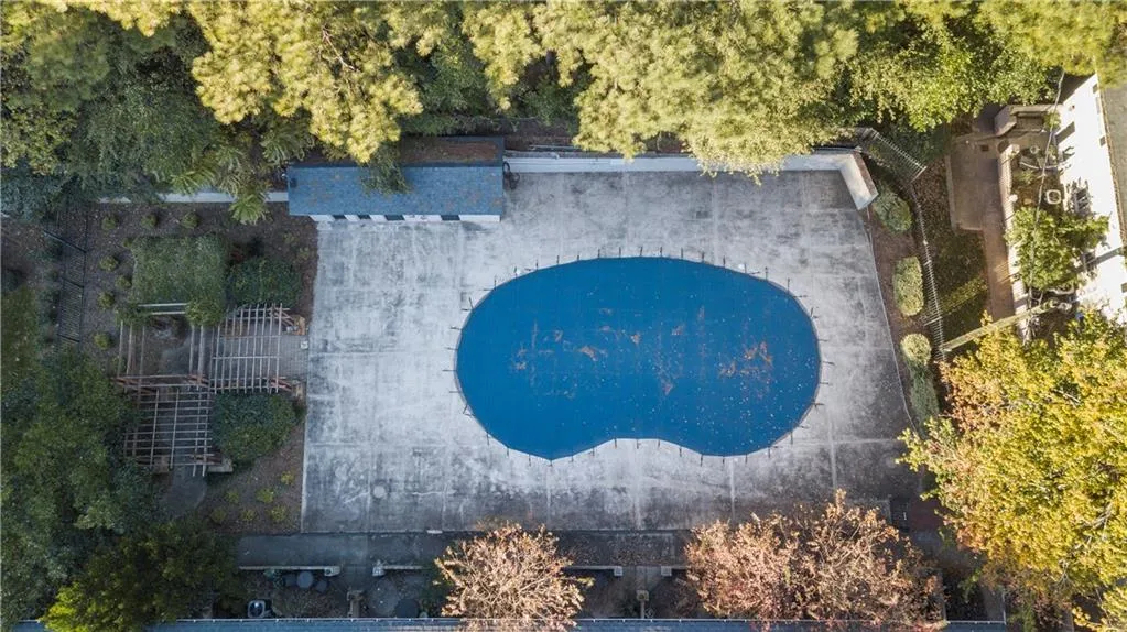 6940 Roswell Road Unit 21a, Sandy Springs, Georgia 30328, 2 Bedrooms Bedrooms, ,1 BathroomBathrooms,Residential,Sold,6940 Roswell Road Unit 21a,6805391