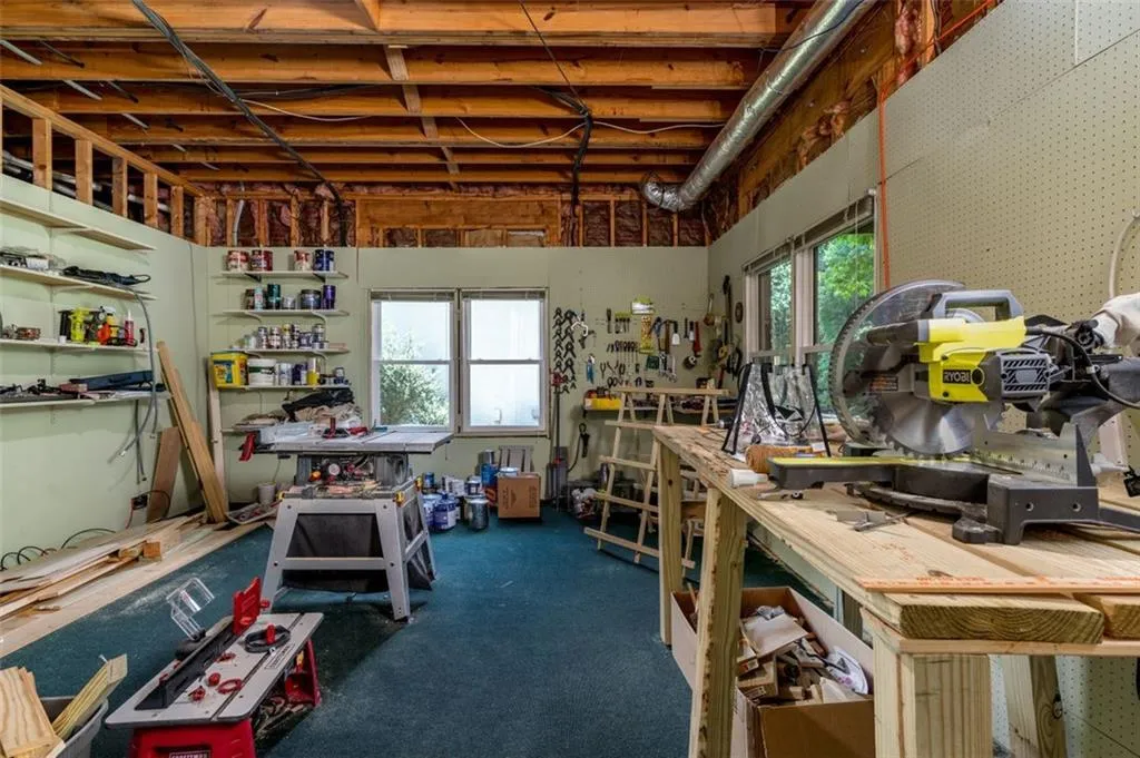 7715 Wickley Way, Atlanta, Georgia 30350, 5 Bedrooms Bedrooms, ,4 BathroomsBathrooms,Residential,Sold,7715 Wickley Way,6905579