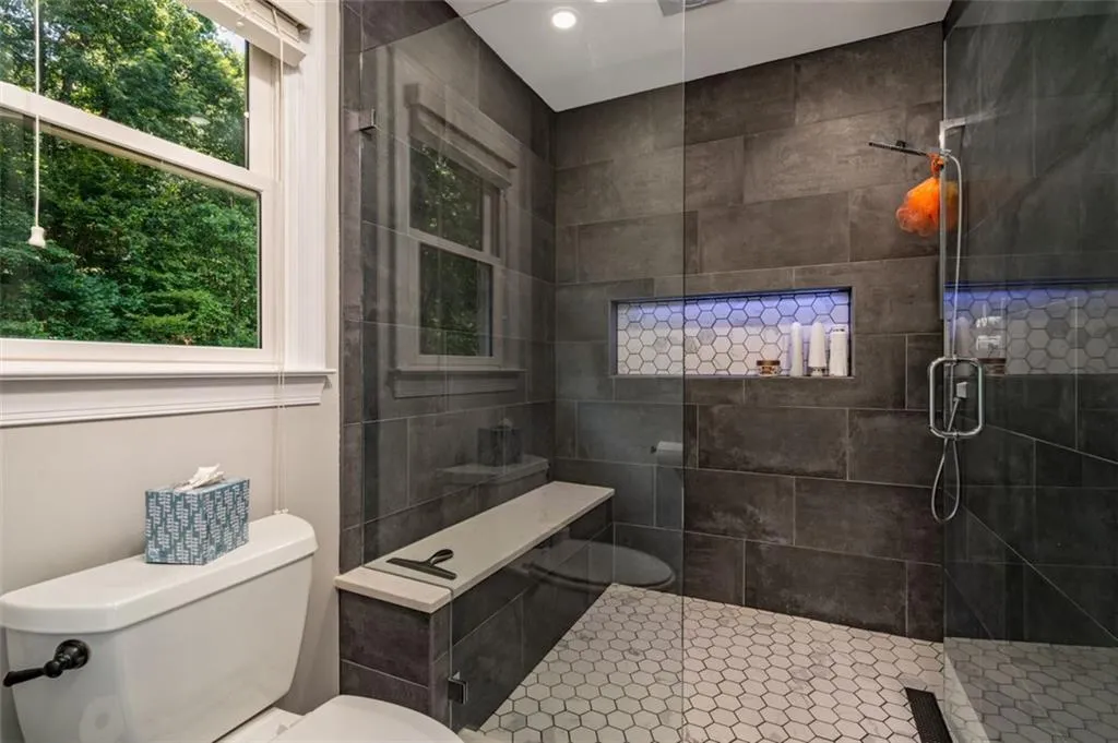 7715 Wickley Way, Atlanta, Georgia 30350, 5 Bedrooms Bedrooms, ,4 BathroomsBathrooms,Residential,Sold,7715 Wickley Way,6905579