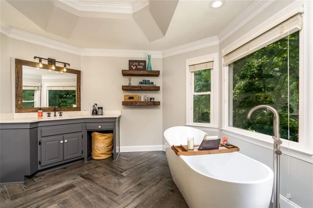 7715 Wickley Way, Atlanta, Georgia 30350, 5 Bedrooms Bedrooms, ,4 BathroomsBathrooms,Residential,Sold,7715 Wickley Way,6905579