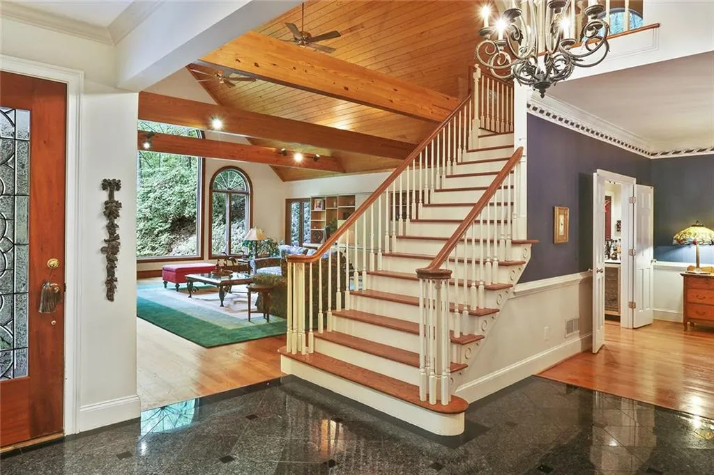 6390 River Chase Circle, Sandy Springs, Georgia 30328, 4 Bedrooms Bedrooms, ,3 BathroomsBathrooms,Residential,Sold,6390 River Chase Circle,5825224