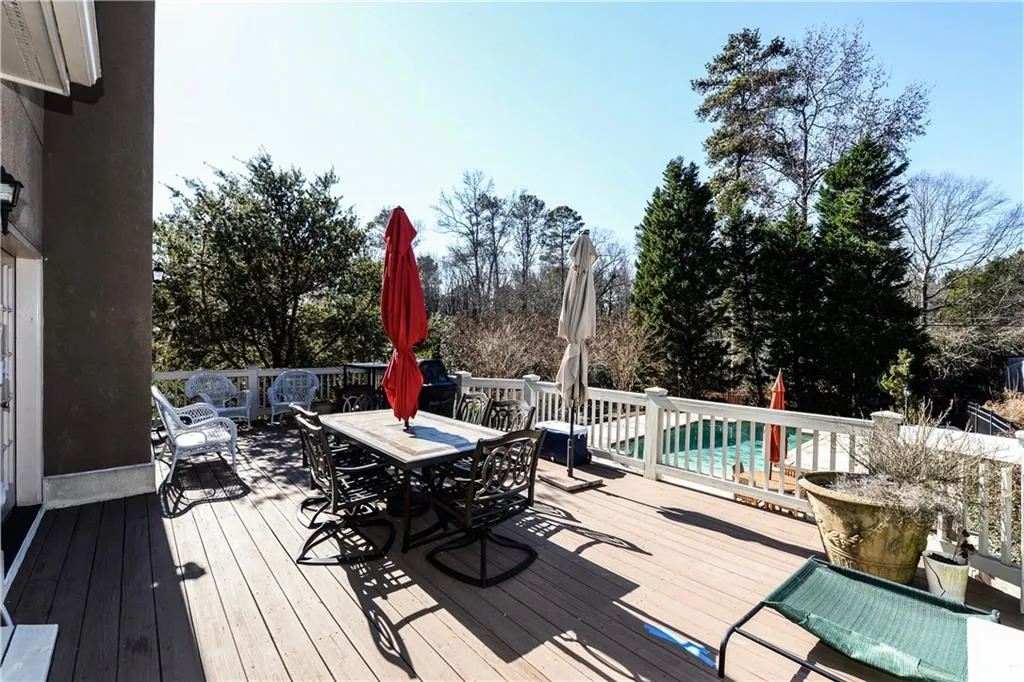 505 Northland Ridge Court, Atlanta, Georgia 30342, 5 Bedrooms Bedrooms, ,5 BathroomsBathrooms,Residential,Sold,505 Northland Ridge Court,5826723