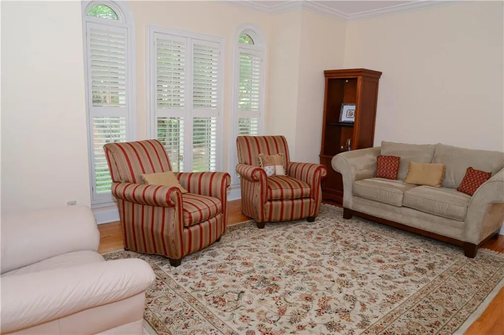 6 Westfair Court, Atlanta, Georgia 30328, 2 Bedrooms Bedrooms, ,2 BathroomsBathrooms,Residential,Sold,6 Westfair Court,5654219