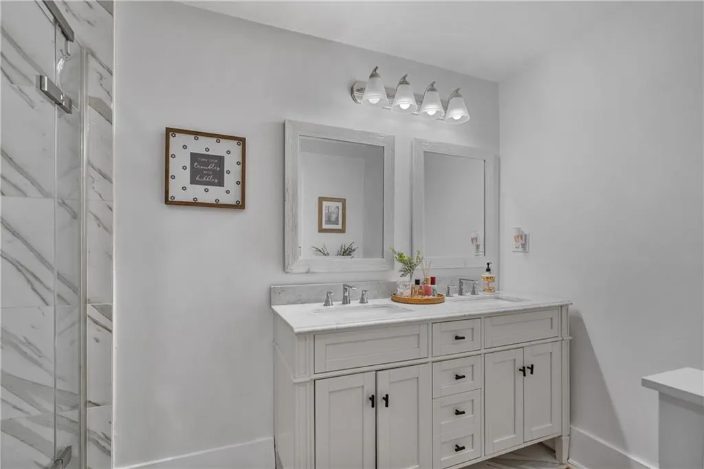 2152 Forrest Place Nw, Atlanta, Georgia 30318, 2 Bedrooms Bedrooms, ,2 BathroomsBathrooms,Residential,For Sale,2152 Forrest Place Nw,7627084