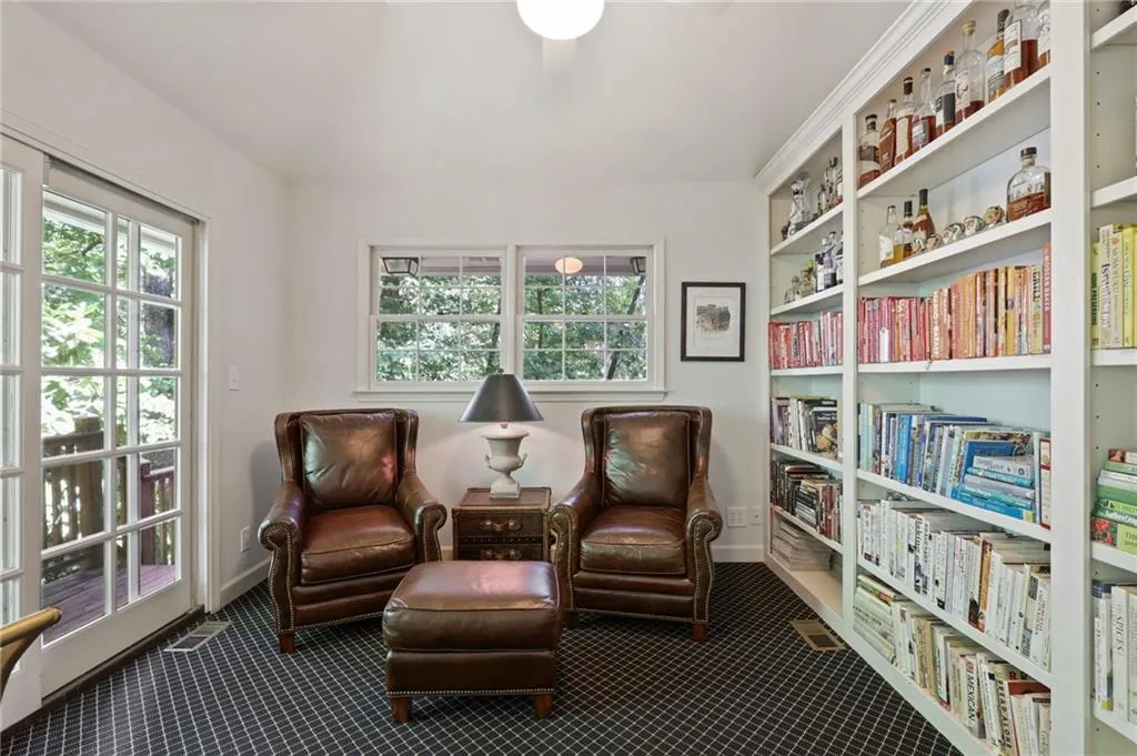 5815 Riverwood Drive, Atlanta, Georgia 30328, 5 Bedrooms Bedrooms, ,4 BathroomsBathrooms,Residential,Sold,5815 Riverwood Drive,6883233