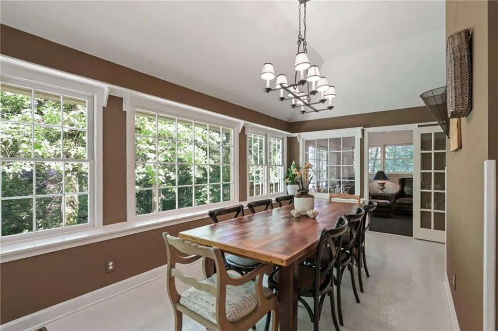 5815 Riverwood Drive, Atlanta, Georgia 30328, 5 Bedrooms Bedrooms, ,4 BathroomsBathrooms,Residential,Sold,5815 Riverwood Drive,6883233