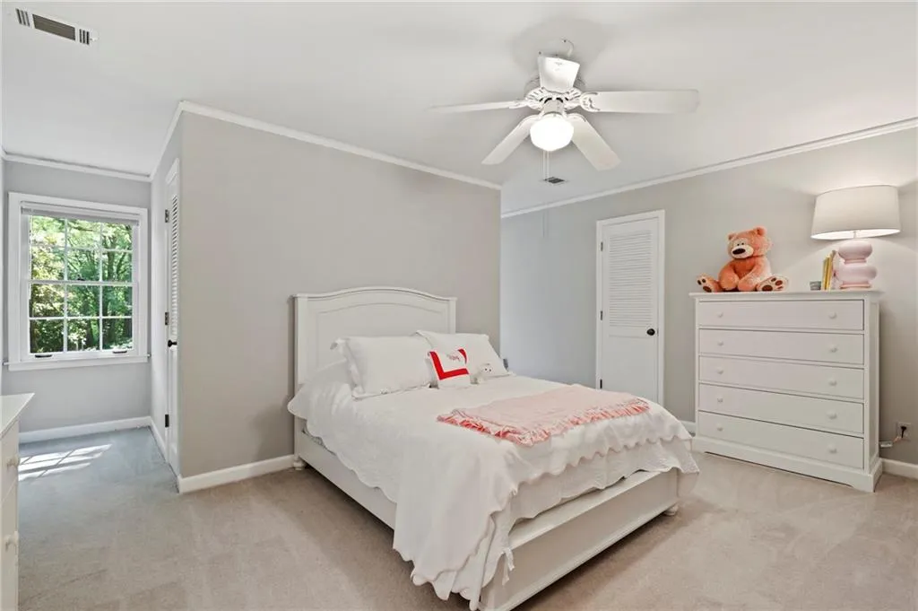 5815 Riverwood Drive, Atlanta, Georgia 30328, 5 Bedrooms Bedrooms, ,4 BathroomsBathrooms,Residential,Sold,5815 Riverwood Drive,6883233