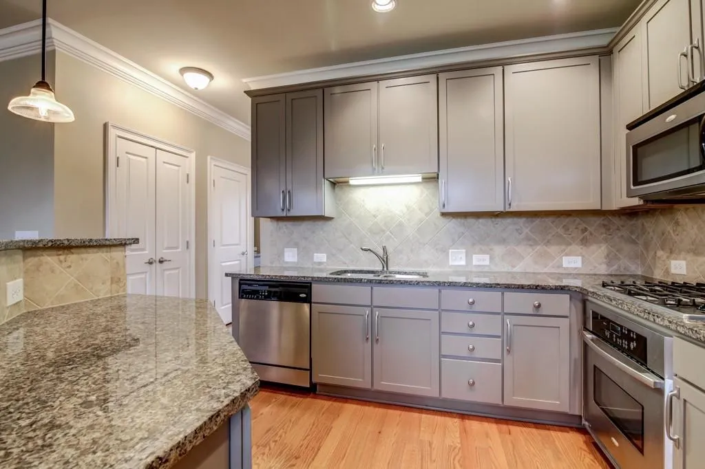 875 Perennial Drive Unit 875, Sandy Springs, Georgia 30328, 3 Bedrooms Bedrooms, ,2 BathroomsBathrooms,Residential,Sold,875 Perennial Drive Unit 875,5780680