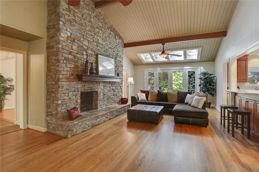 860 Edgewater Drive Nw, Sandy Springs, Georgia 30328, 5 Bedrooms Bedrooms, ,3 BathroomsBathrooms,Residential,Sold,860 Edgewater Drive Nw,5553607 860 Edgewater Drive Nw, Sandy Springs, Georgia 30328, 5 Bedrooms Bedrooms, ,3 BathroomsBathrooms,Residential,Sold,860 Edgewater Drive Nw,5553607