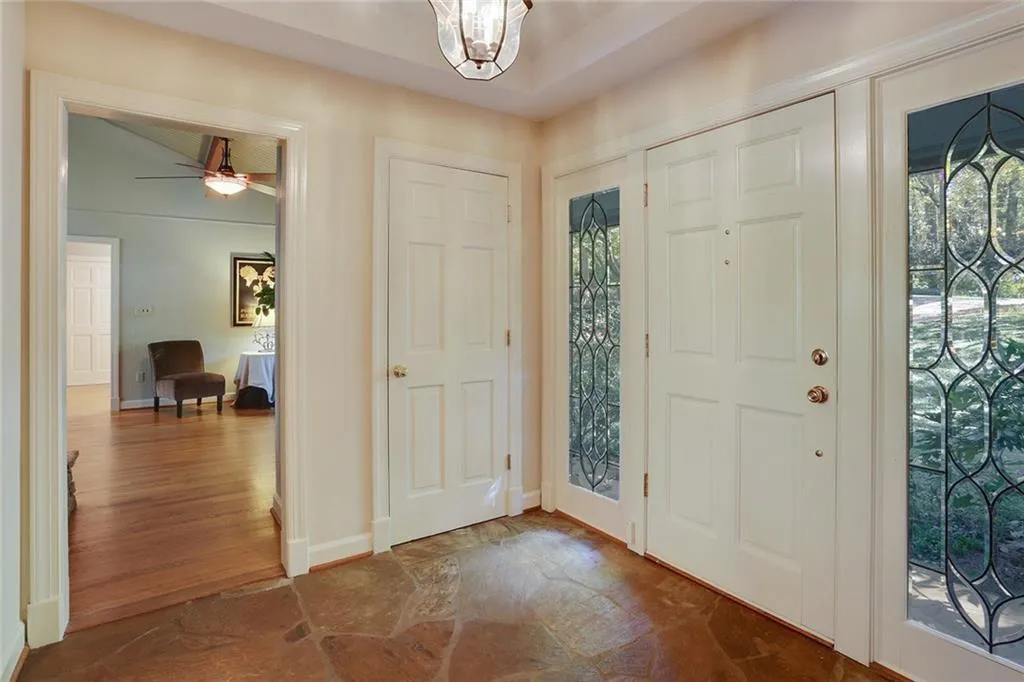 860 Edgewater Drive Nw, Sandy Springs, Georgia 30328, 5 Bedrooms Bedrooms, ,3 BathroomsBathrooms,Residential,Sold,860 Edgewater Drive Nw,5553607 860 Edgewater Drive Nw, Sandy Springs, Georgia 30328, 5 Bedrooms Bedrooms, ,3 BathroomsBathrooms,Residential,Sold,860 Edgewater Drive Nw,5553607