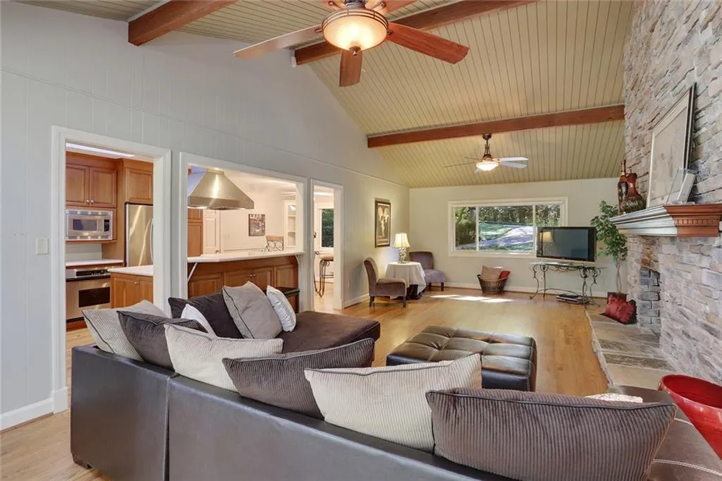 860 Edgewater Drive Nw, Sandy Springs, Georgia 30328, 5 Bedrooms Bedrooms, ,3 BathroomsBathrooms,Residential,Sold,860 Edgewater Drive Nw,5553607 860 Edgewater Drive Nw, Sandy Springs, Georgia 30328, 5 Bedrooms Bedrooms, ,3 BathroomsBathrooms,Residential,Sold,860 Edgewater Drive Nw,5553607