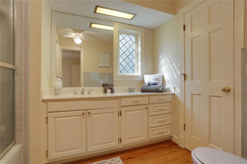 860 Edgewater Drive Nw, Sandy Springs, Georgia 30328, 5 Bedrooms Bedrooms, ,3 BathroomsBathrooms,Residential,Sold,860 Edgewater Drive Nw,5553607 860 Edgewater Drive Nw, Sandy Springs, Georgia 30328, 5 Bedrooms Bedrooms, ,3 BathroomsBathrooms,Residential,Sold,860 Edgewater Drive Nw,5553607