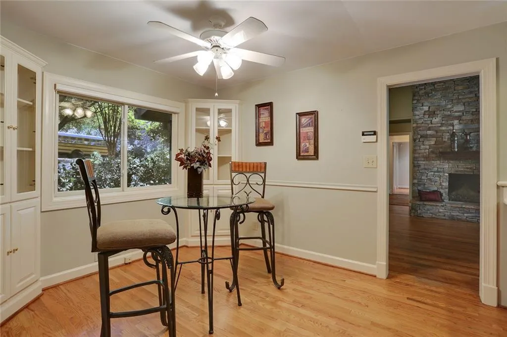 860 Edgewater Drive Nw, Sandy Springs, Georgia 30328, 5 Bedrooms Bedrooms, ,3 BathroomsBathrooms,Residential,Sold,860 Edgewater Drive Nw,5553607 860 Edgewater Drive Nw, Sandy Springs, Georgia 30328, 5 Bedrooms Bedrooms, ,3 BathroomsBathrooms,Residential,Sold,860 Edgewater Drive Nw,5553607