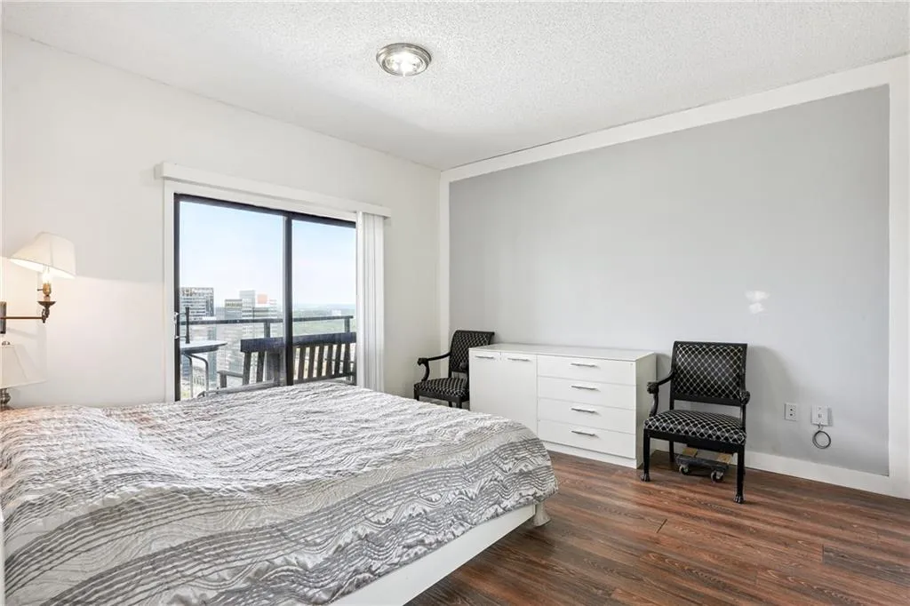 1280 W Peachtree Street Nw Unit 3705, Atlanta, Georgia 30309, 1 Bedroom Bedrooms, ,1 BathroomBathrooms,Residential,For Sale,1280 W Peachtree Street Nw Unit 3705,7606600