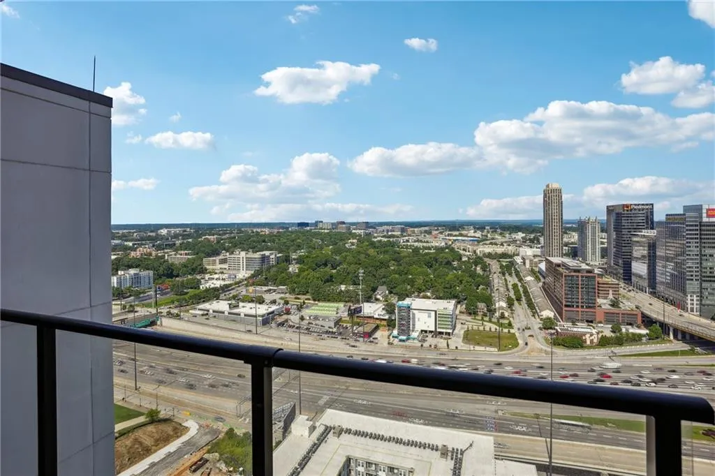 1280 W Peachtree Street Nw Unit 3705, Atlanta, Georgia 30309, 1 Bedroom Bedrooms, ,1 BathroomBathrooms,Residential,For Sale,1280 W Peachtree Street Nw Unit 3705,7606600